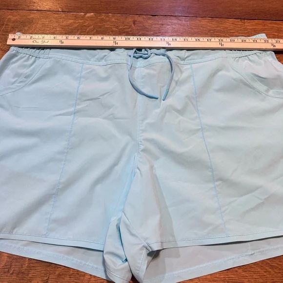 Lands End 22W summer shorts lightweight Packable quick drying vacation pale blue - Picture 6 of 9